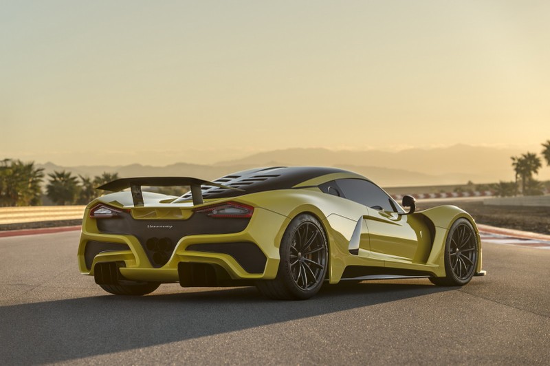 Hennessey Venom F5 san sang cho Bugatti Chiron &quot;hit khoi&quot;-Hinh-3